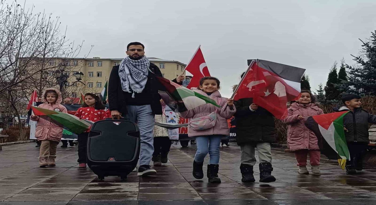 Sağlık çalışanlarının sessiz yürüyüşü 73. haftasında