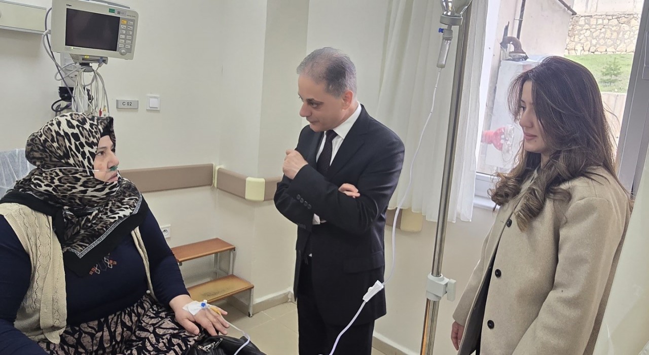 Sağlık Müdürü Tekin, Tercan İlçe Devlet Hastanesinde incelemelerde bulundu