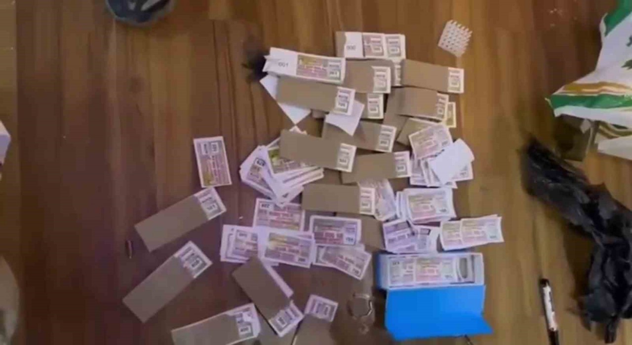 Sahte piyango bileti bastırıp 105 milyon TLlik hacme ulaşan şebekeye operasyon
