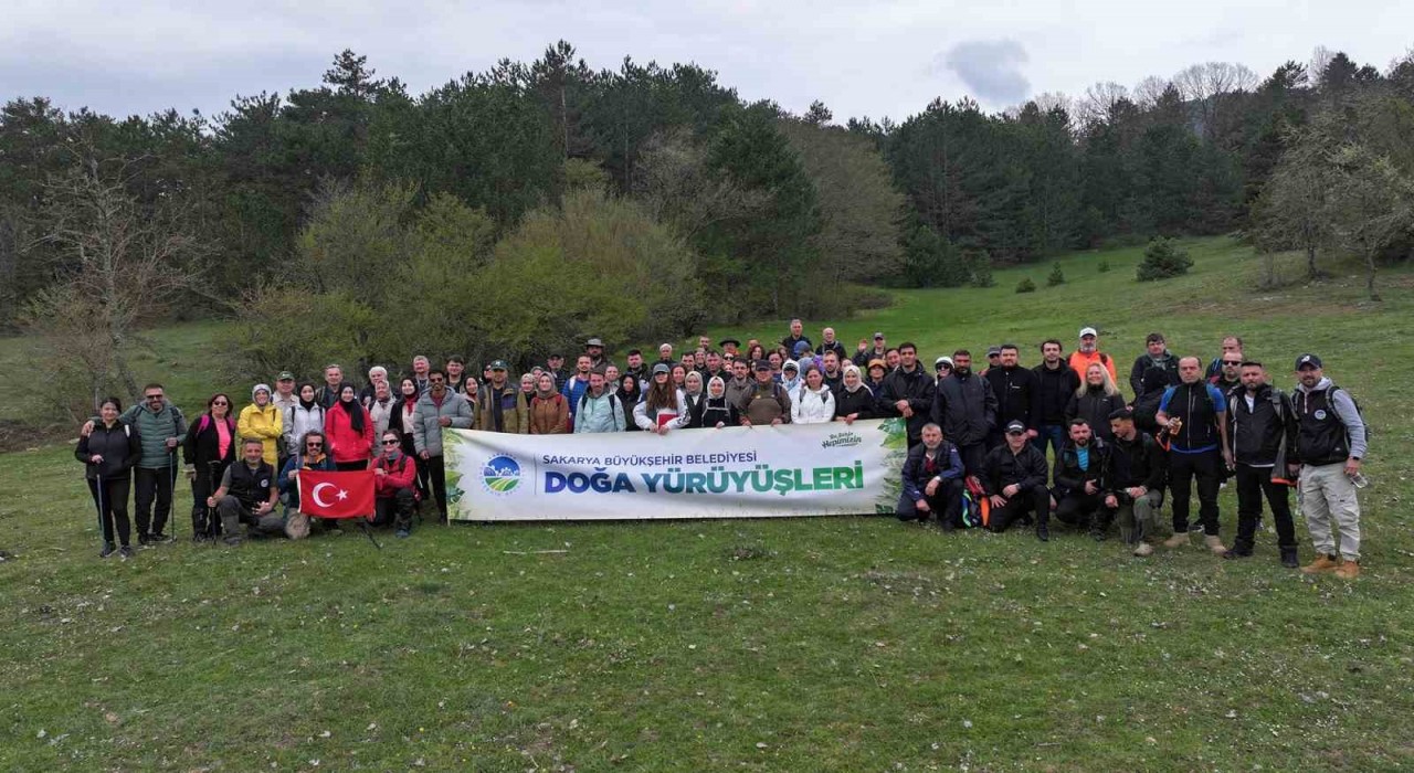 Sakarya Büyükşehirin düzenlediği Doğa Yürüyüşleri başladı