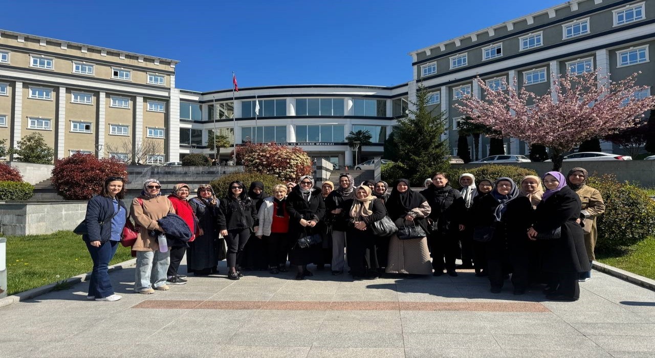 Sakarya Büyükşehirin özel çocukları aileleriyle birlikte panelde buluştu