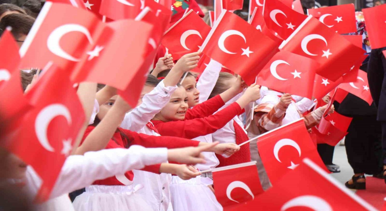 Sakaryada 23 Nisan coşkusu çeşitli etkinliklerle kutlanıyor