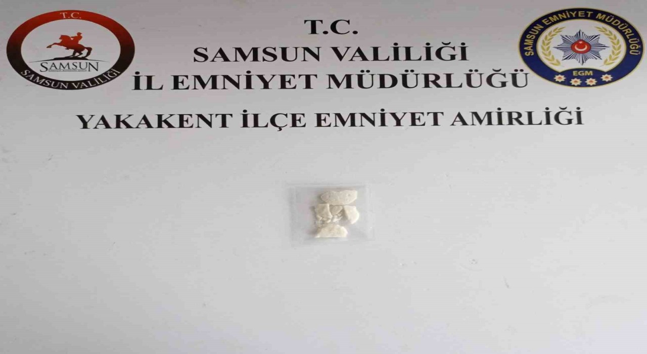 Samsunda taş kokain ele geçirildi: 2 gözaltı