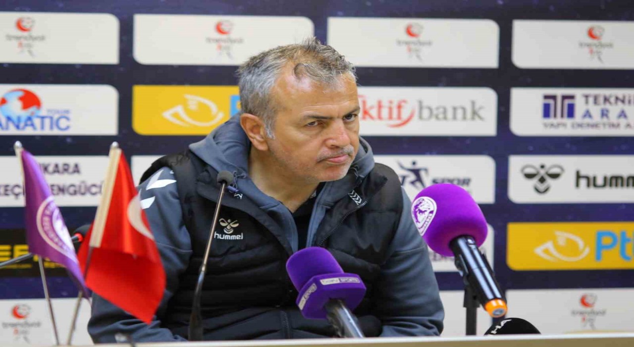 Sedat Ağçay: Gönül isterdi sahamızda bu maçı kazanarak play-offa yerleşelim