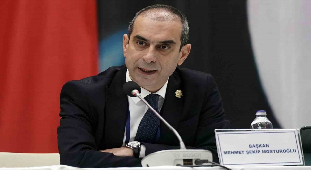 Şekip Mosturoğlu: Bizler sportif sonuçlardan bağımsız olarak Fenerbahçeye tutkuyla bağlıyız
