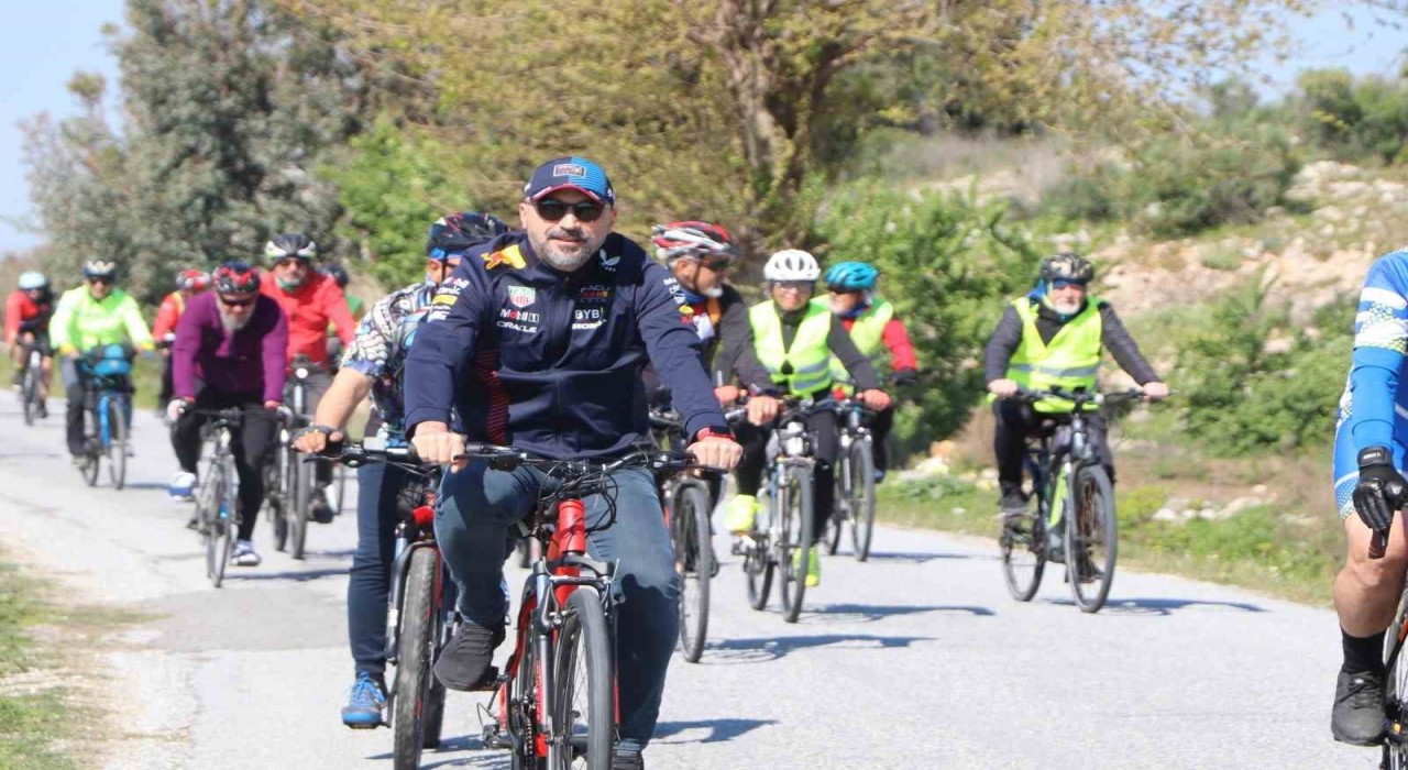Serçin Yılanbalığı Festivaline bisikletçiler renk kattı