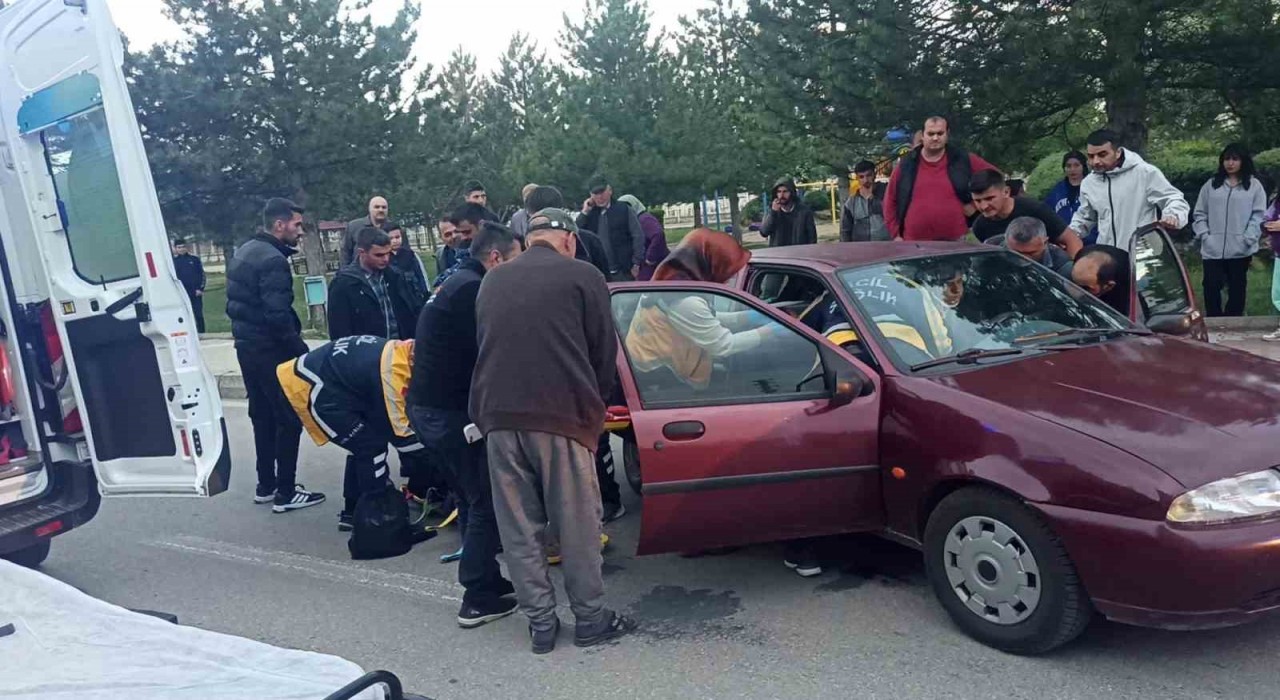 Seydişehirde trafik kazası: 3 yaralı