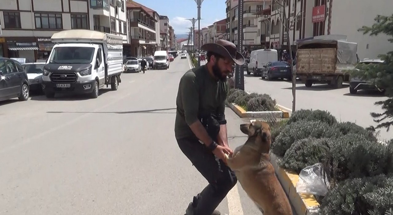 Seyyah Ömer, ‘Yoldaş ile 63. durağı olan Yozgatta fidan dikti