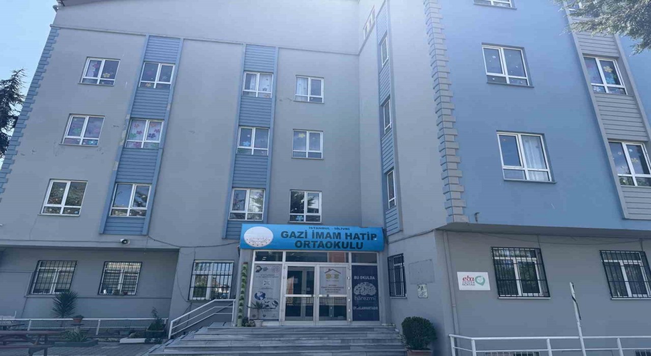 Silivride depremde hasar alan Gazi İmam Hatip Ortaokuluna tahliye kararı