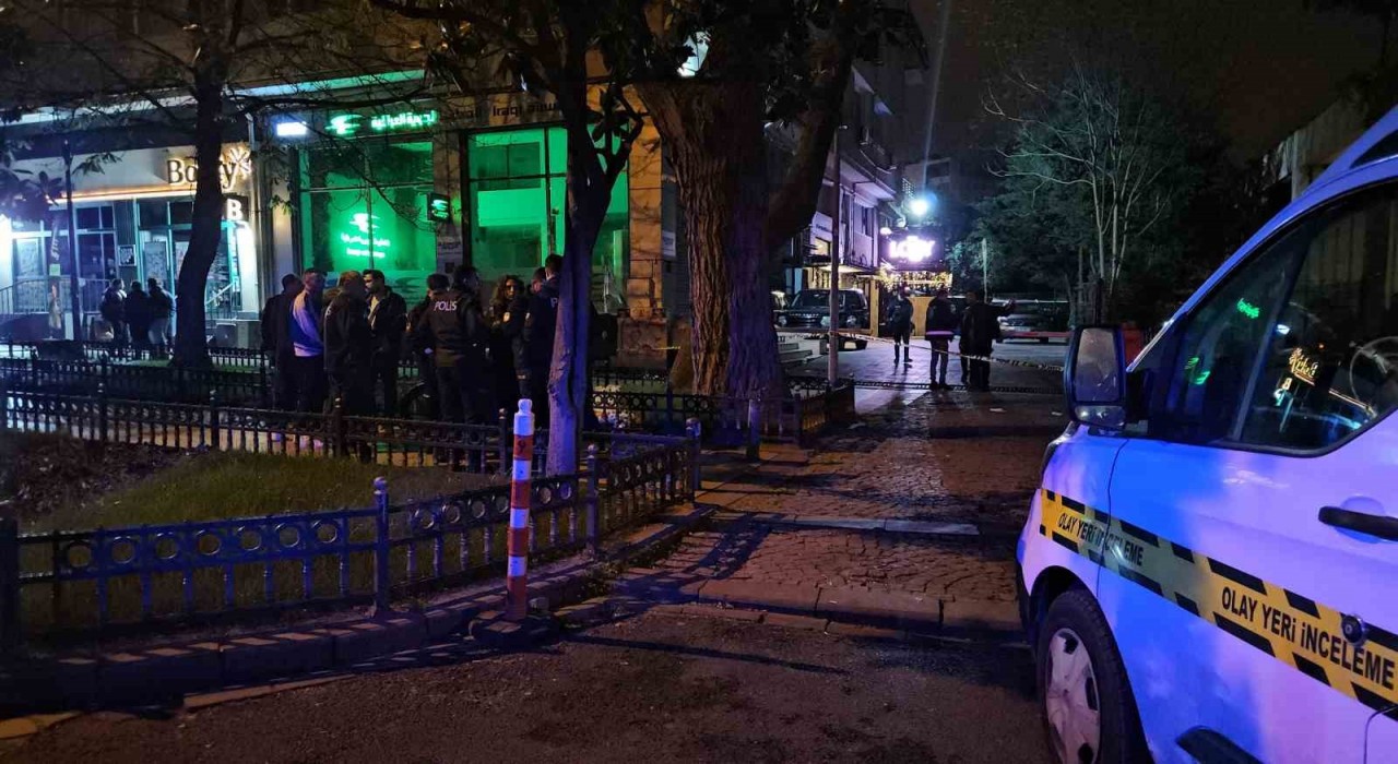 Şişlide eğlence mekanında silahlar konuştu: 2 yaralı