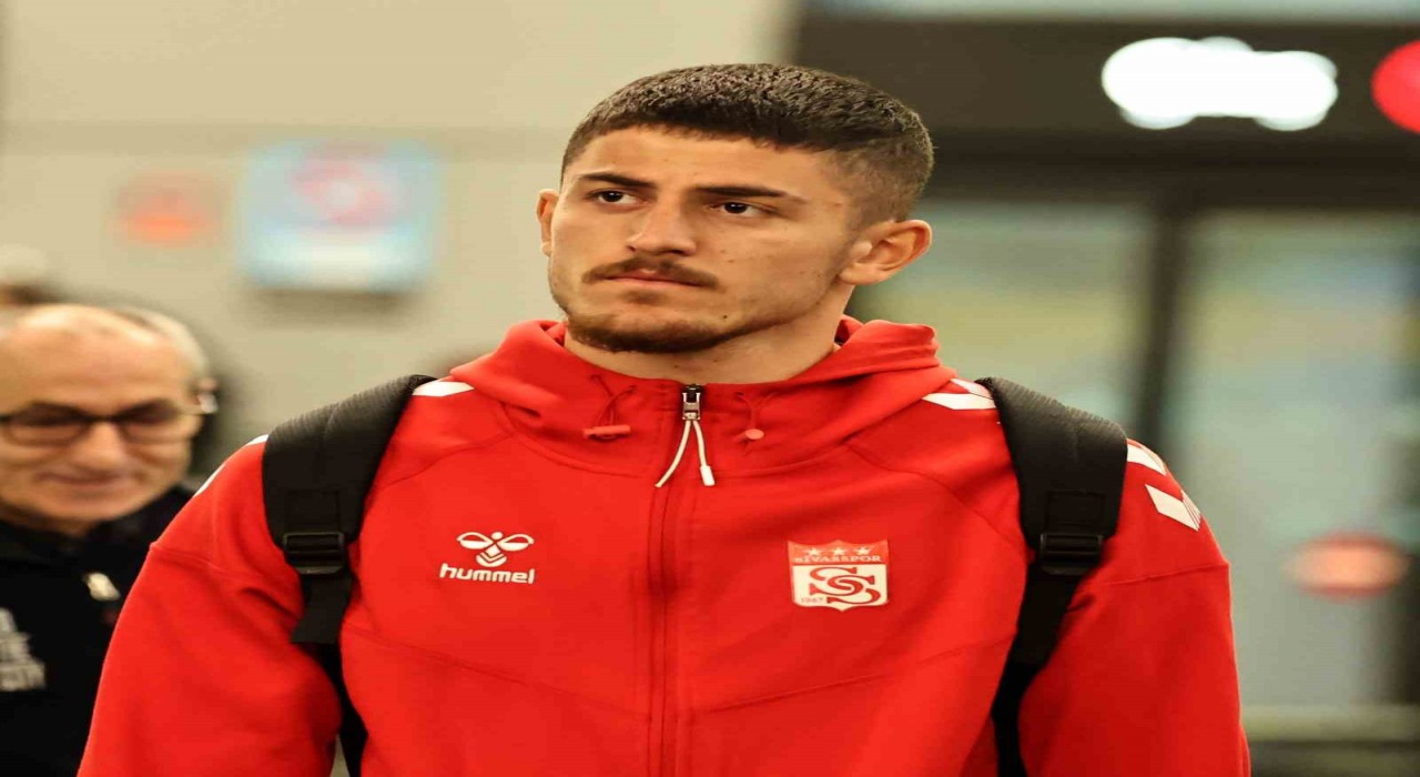 Sivasspor kafilesi İstanbula ulaştı