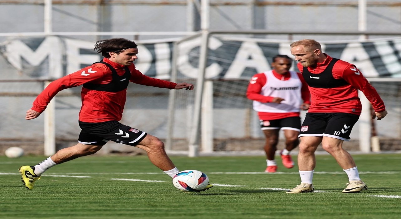 Sivassporda Antalyaspor maçı hazırlıkları sürüyor