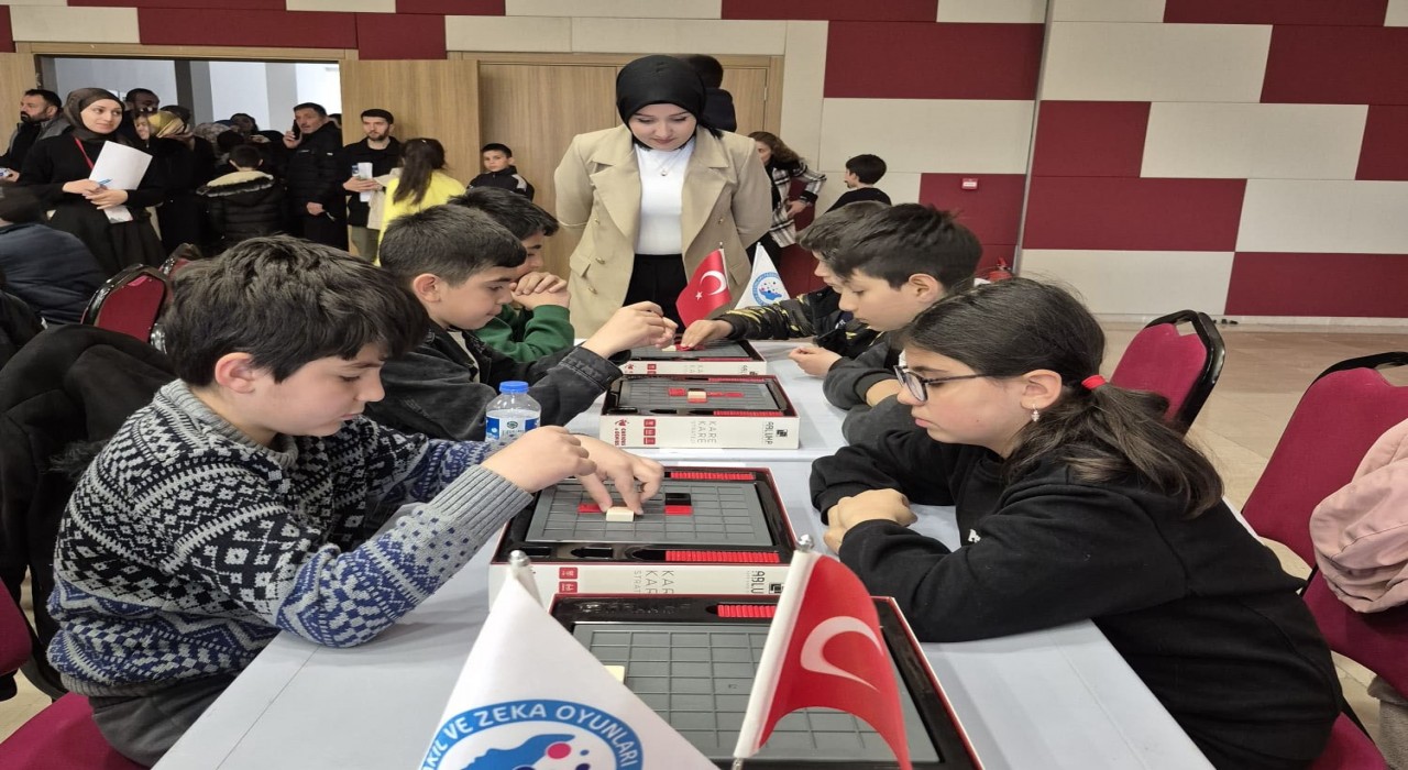 Sivasta Akıl ve Zekâ Oyunları Turnuvası düzenlendi