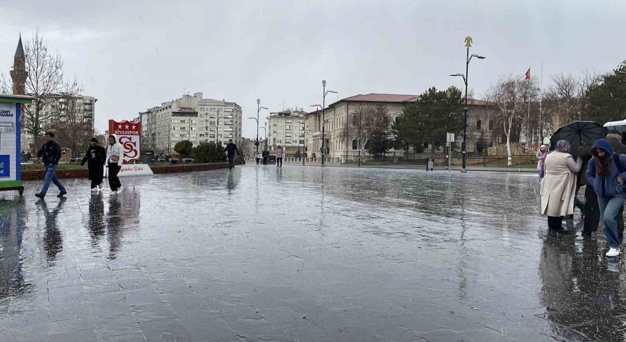 Sivasta dolu vatandaşlara zor anlar yaşattı