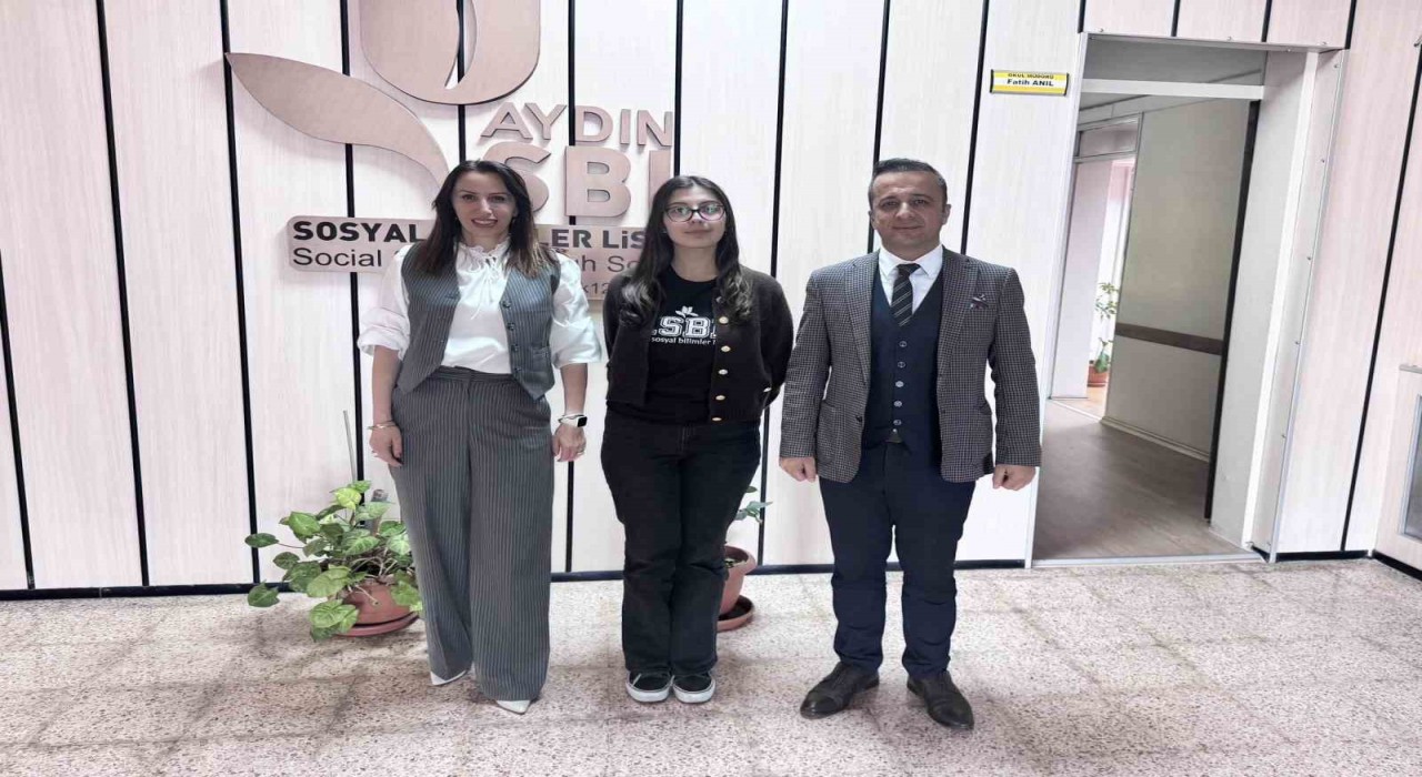 Sosyal Bilimler öğrencisi Tuana, Aydını temsil edecek