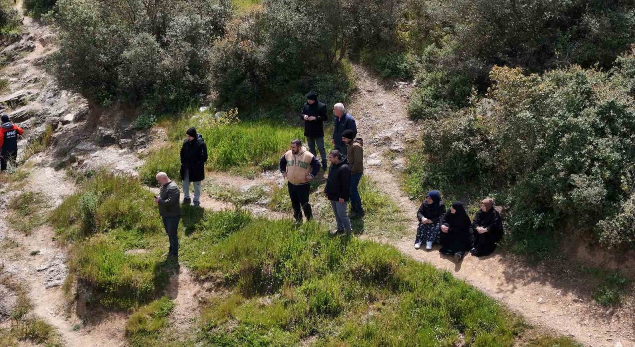 Sultangazide kaybolan İshak Öztürkü arama çalışmaları havadan görüntülendi