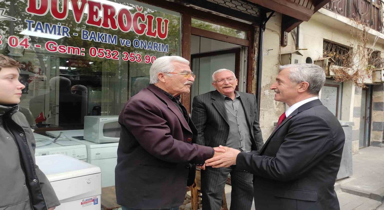 Tahmazoğlu: Esnaf ve vatandaşlarımızla her fırsatta beraberiz