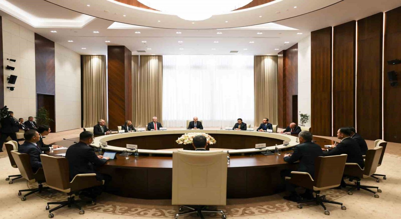 TBMM Başkanı Kurtulmuş, Kırgızistan Cumhurbaşkanı Caparov ile görüştü