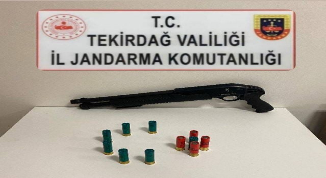 Tekirdağda jandarmadan ruhsatsız silah operasyonları