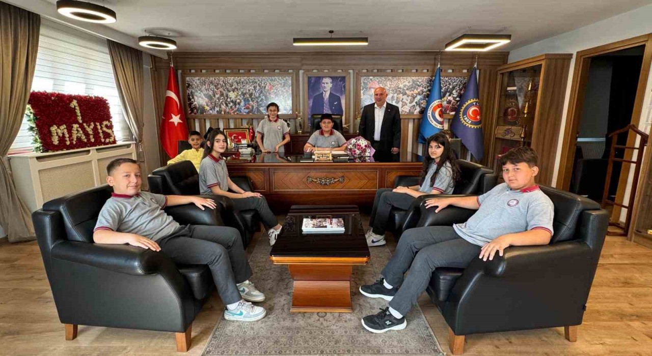 TES-İŞ Yatağan Şube Başkanı Erçelik: Termik santraller kapatılsın diye sorumsuz açıklamalar yapıp bu bayramda çocukları üzmeyin