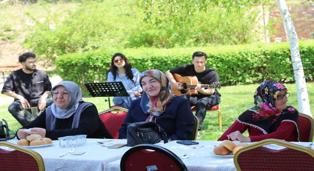 TOGÜde sosyal sorumluluk projesi gönülleri ısıttı