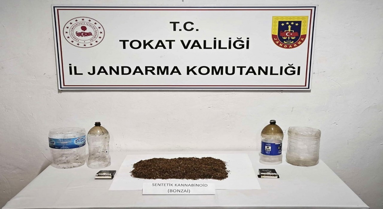 Tokatta jandarmadan zehir tacirlerine darbe