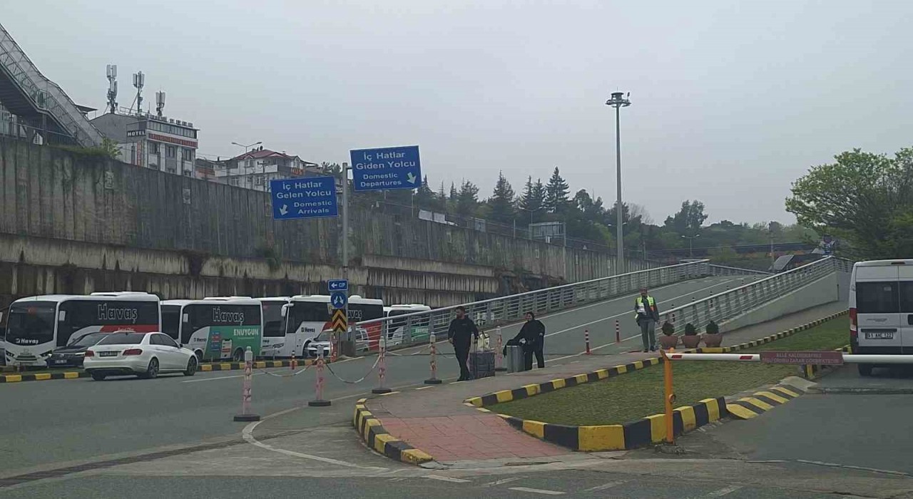 Trabzonda hava ulaşımına sis engeli
