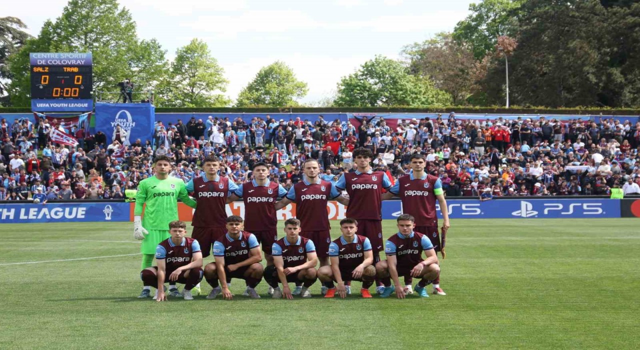 Trabzonsporun gençleri finalde Barcelonaya karşı