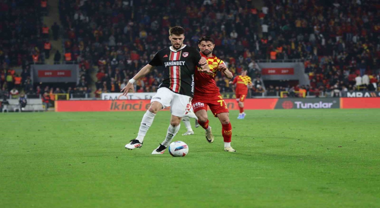 Trendyol Süper Lig: Göztepe: 1 - Gaziantep FK: 1 (Maç sonucu)