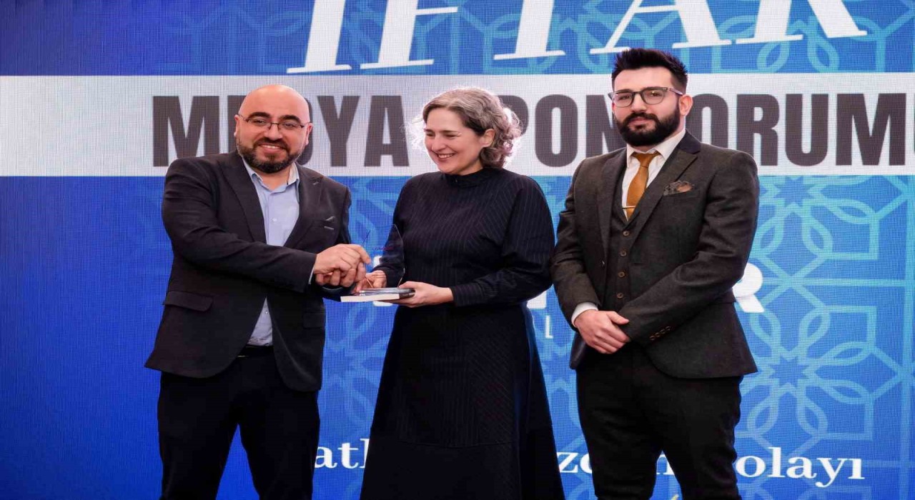 Türk ajansı, İngilteredeki başarılarıyla Hackney Belediye Başkanından övgü aldı