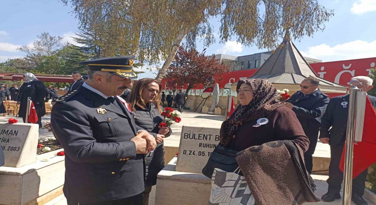 Türk Polis Teşkilatının 180inci yıl dönümünde şehitler anıldı