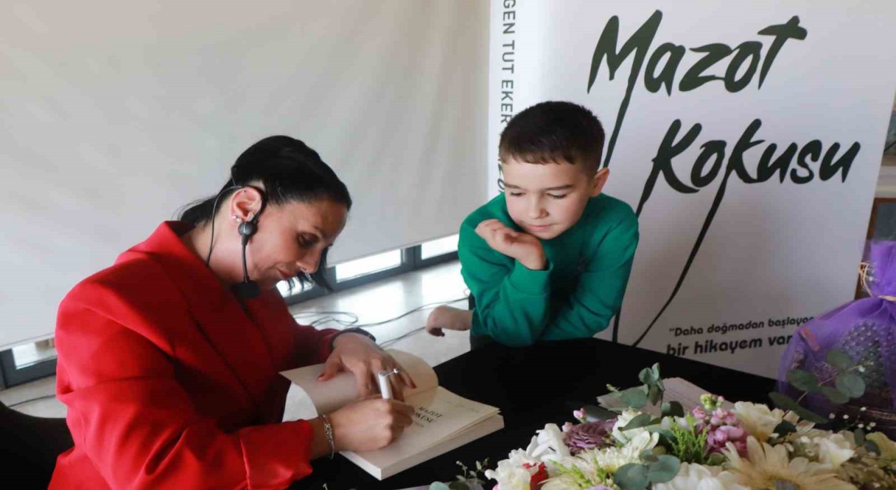 Türkçe öğretmeninden Mazot Kokusu kitabı