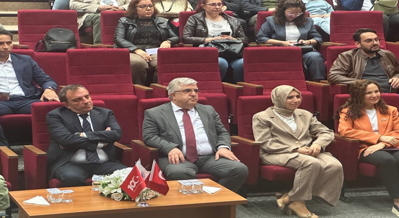 TURKOVAC Aşısı Proje Lideri Özdarendeli: Osmanlıdan gelip Cumhuriyet döneminde devam eden aşı kültürüne sahip olmuşuz