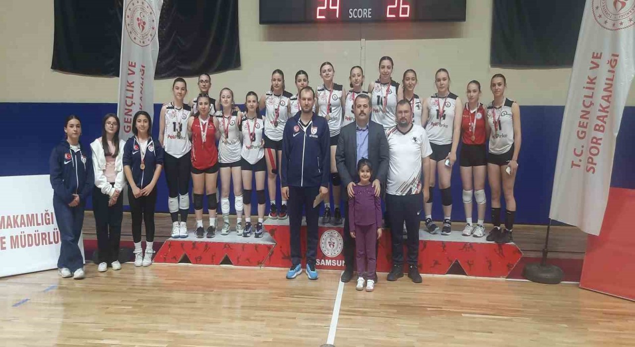 TVF Yıldız Kızlar Bölge Müsabakaları, Vezirköprüde yapıldı