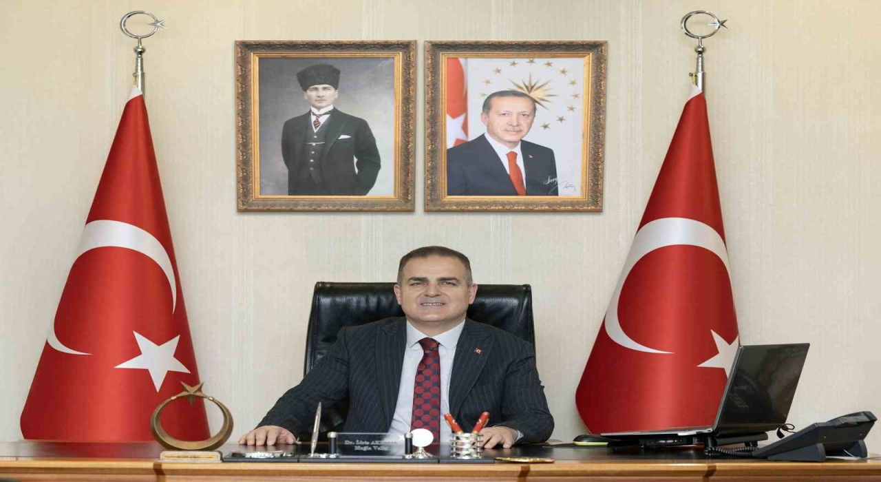 Vali Akbıyıktan 23 Nisan Ulusal Egemenlik ve Çocuk Bayramı mesajı