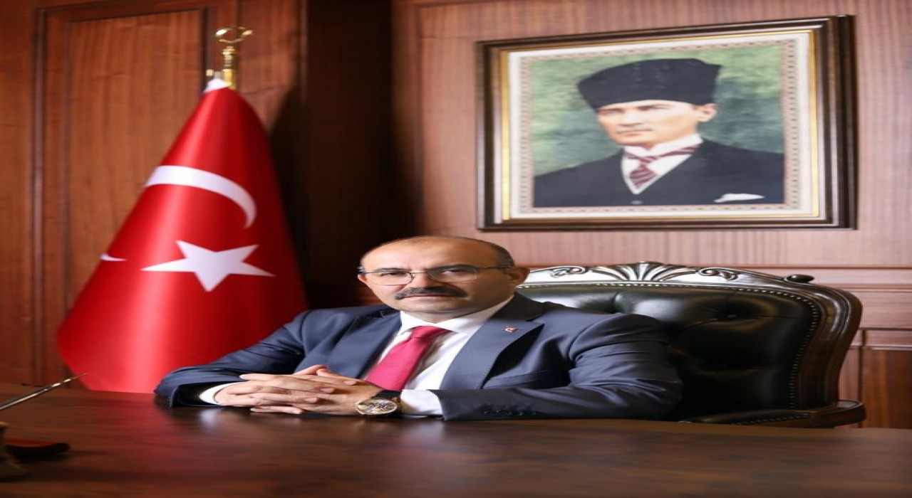 Vali Ustaoğlundan 23 Nisan mesajı