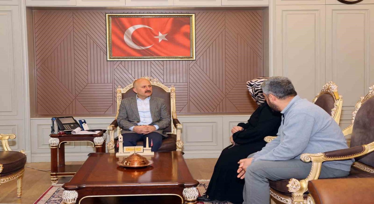 Vali Varolun halk buluşmaları devam ediyor