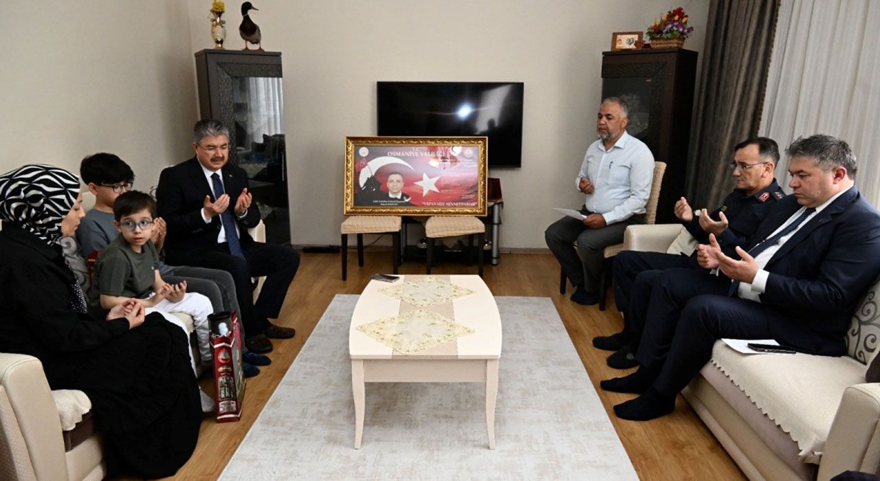 Vali Yılmaz’dan Şehit Ailesine Anlamlı Ziyaret