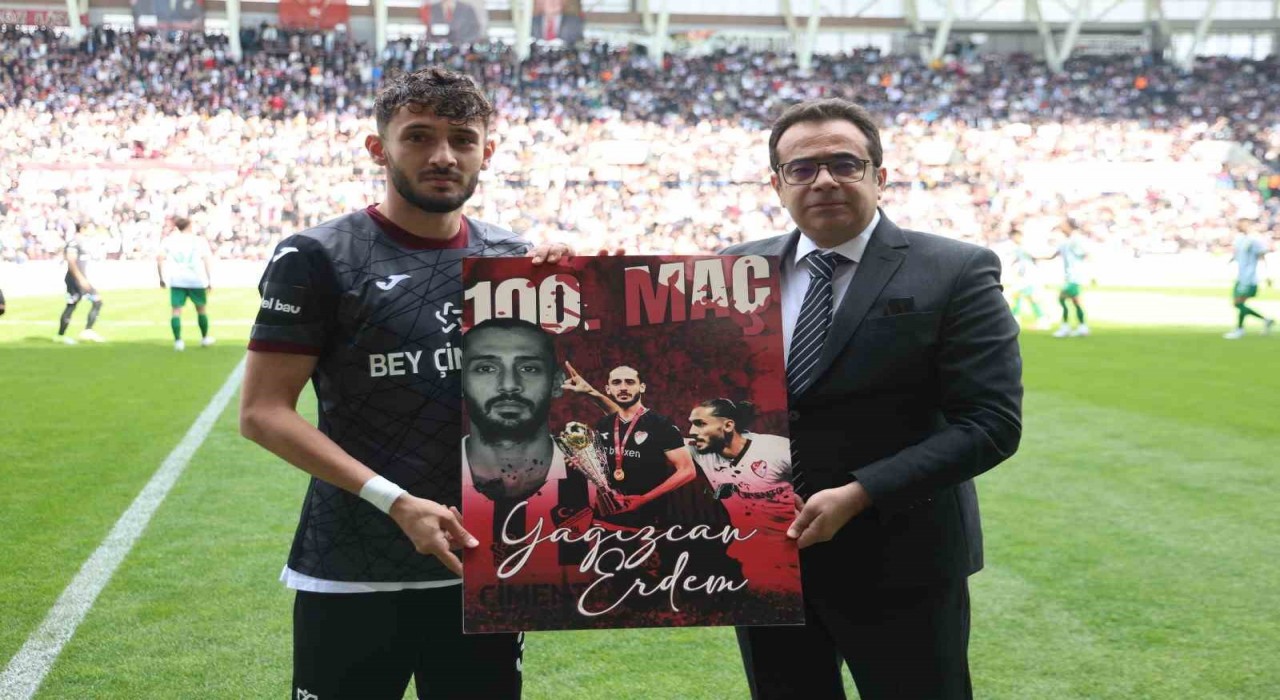 Yağızcan, Elazığsporda 100. maçına çıktı