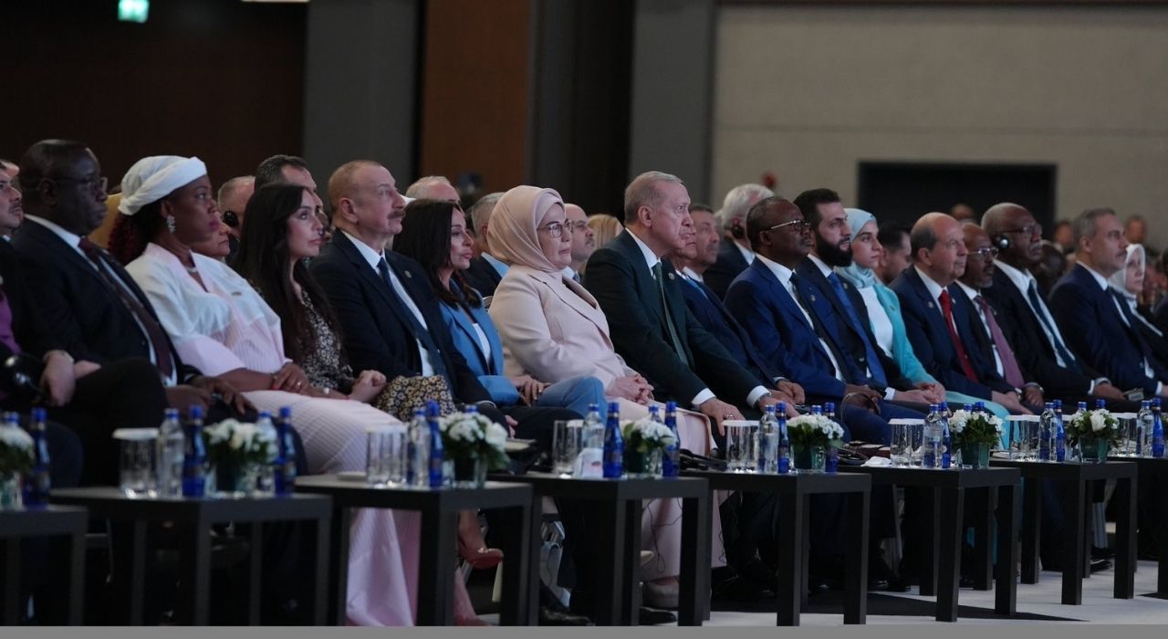 Yanık: “Diplomasinin Kalbinin Attığı Bu Forum, Dünya Barışı Adına Önemli Bir Fırsat Sunuyor”