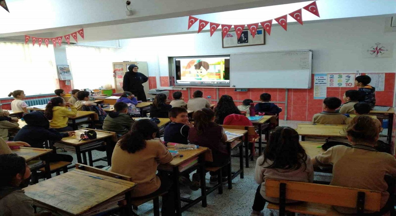Yeşilaydan 700 öğrenciye eğitim