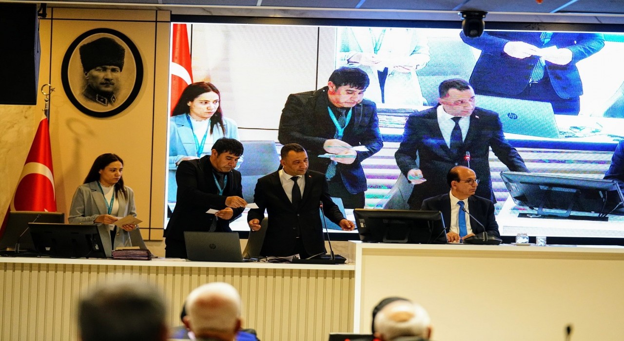 Yeşilyurt Belediye Meclisinde encümen ve ihtisas komisyon üyeleri belirlendi