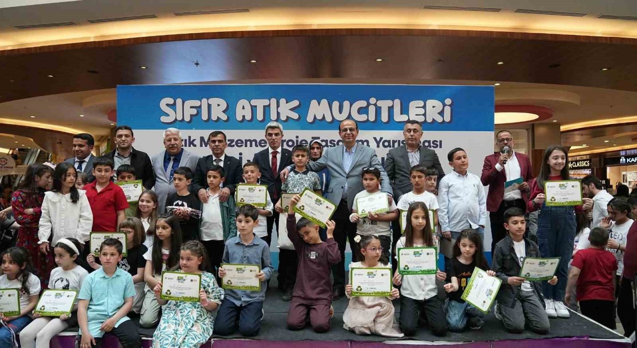 Yeşilyurtta çevre için yarıştılar, geleceğe umut oldular