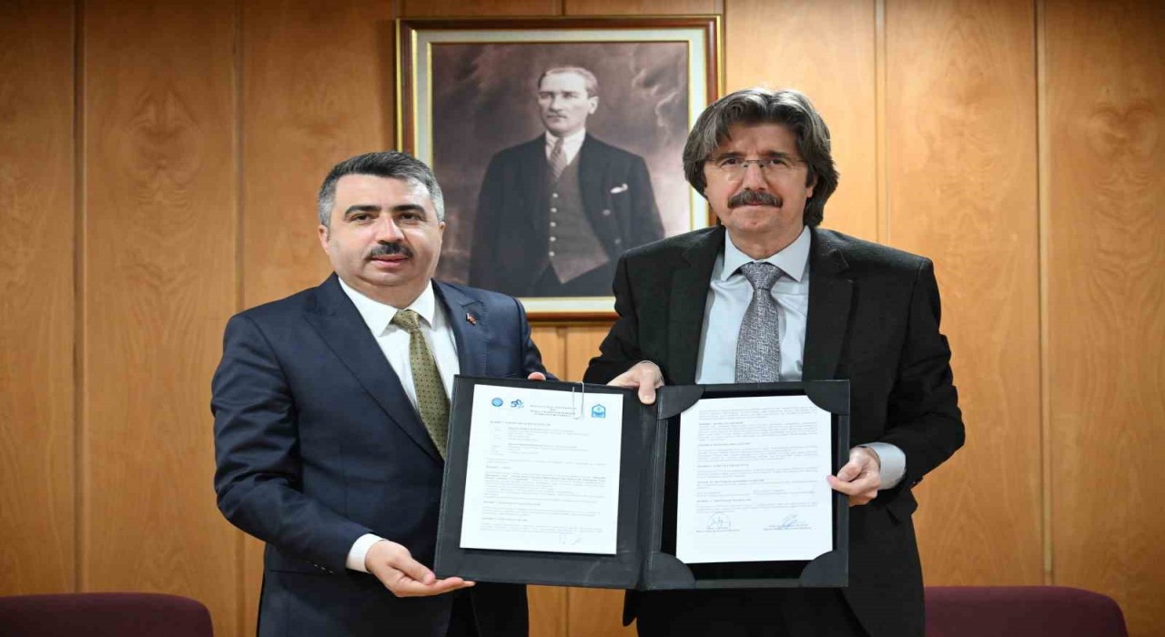 Yıldırımı gençler tasarlıyor