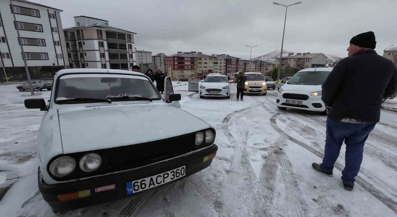 Yozgatta kar ve buzlanma hayatı olumsuz etkiledi