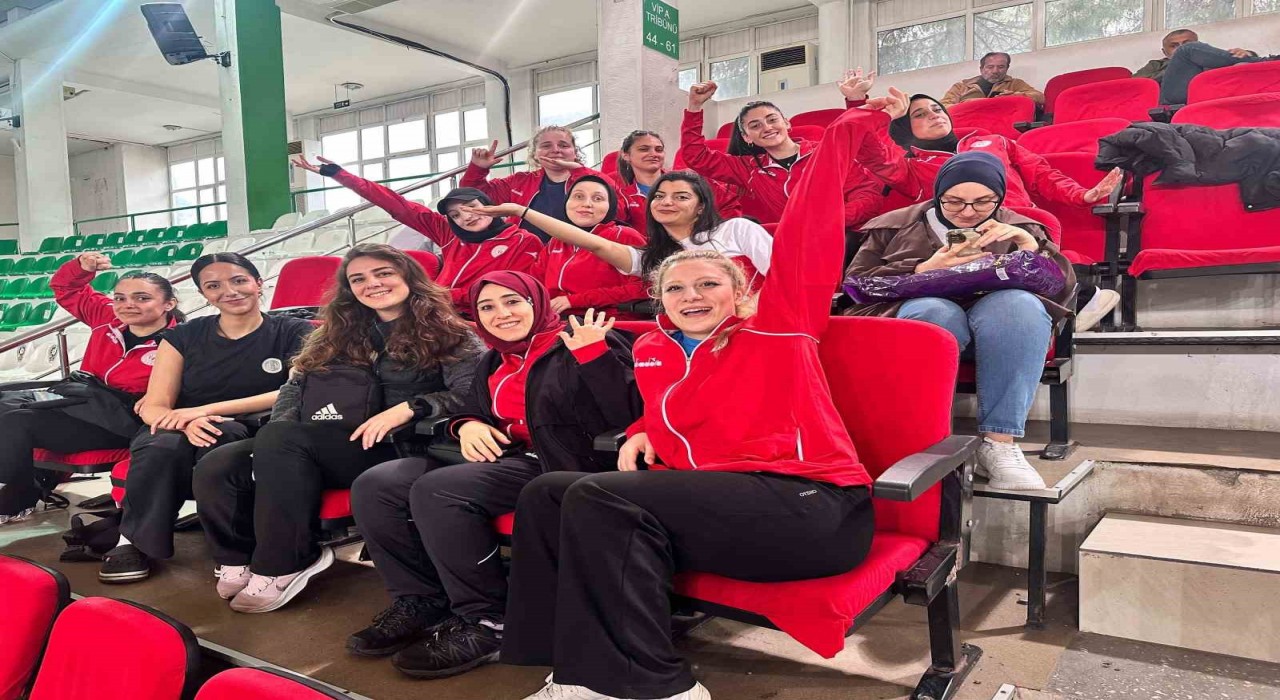Yurtligde gümüş kupa Erzurumun