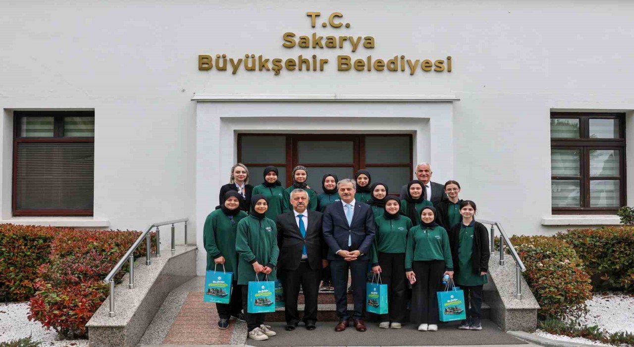 Yusuf Alemdarın başkanlık koltuğuna Zeynep geçit: Yarının geleceği bizim elimizde