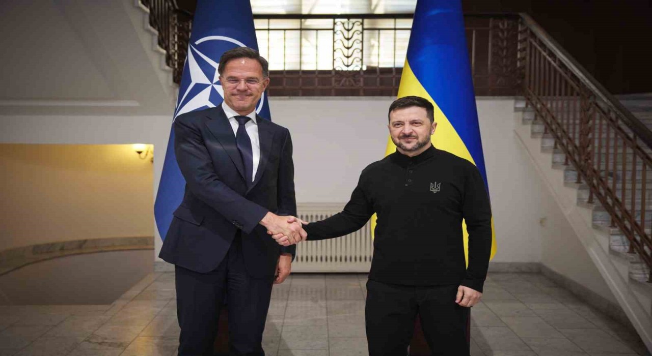 Zelenskiy, NATO Genel Sekreteri Rutte ile bir araya geldi