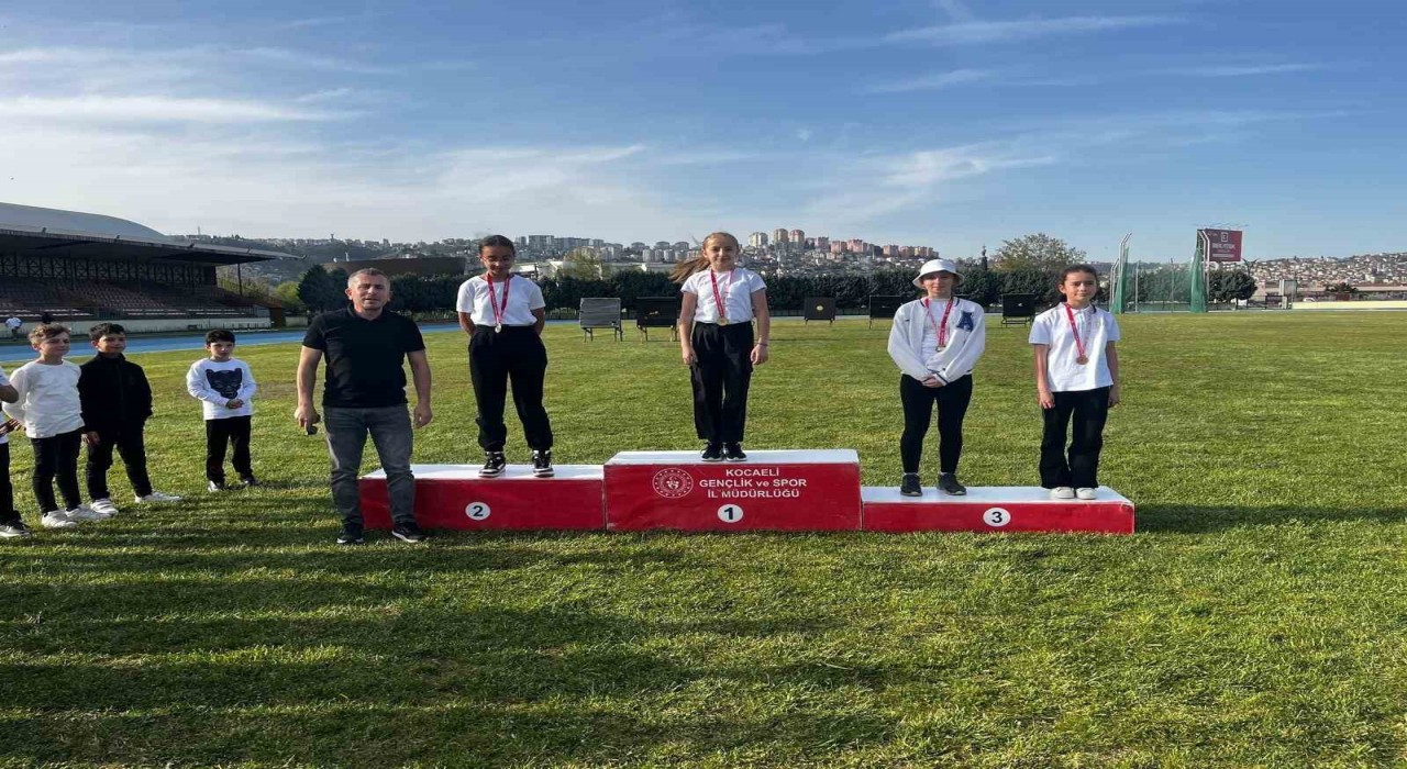 Zeynep Serra, okçulukta Kocaeli şampiyonu oldu