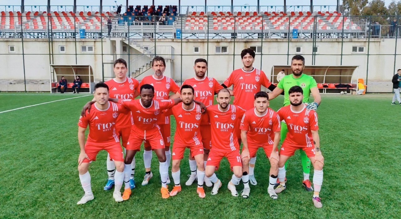 Zonguldakta kadın başkan amatör takıma adaylığını açıkladı